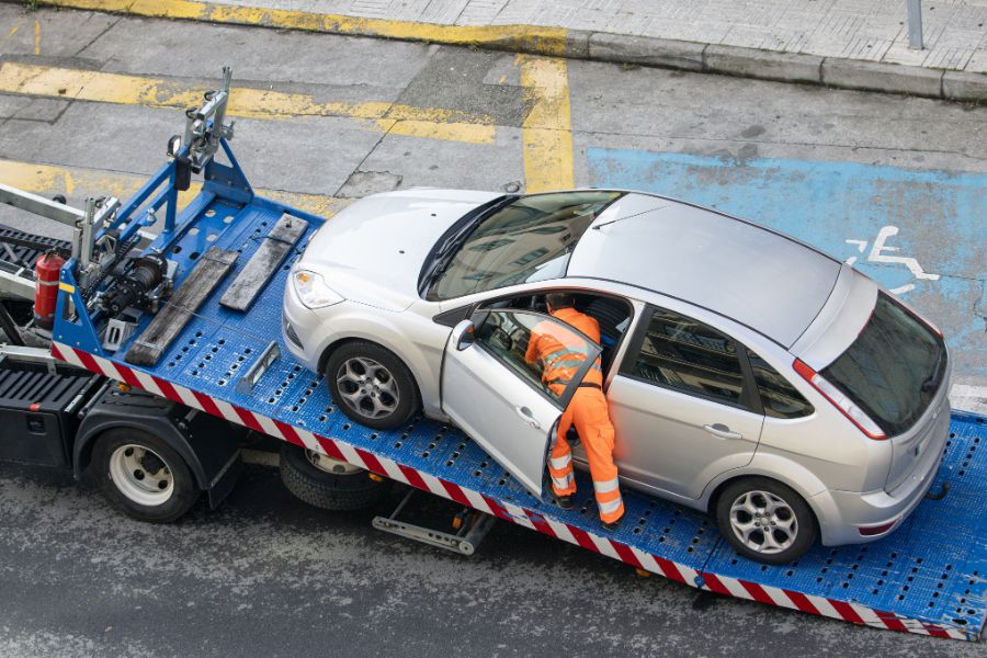 Benefits of 24/7 Emergency Towing